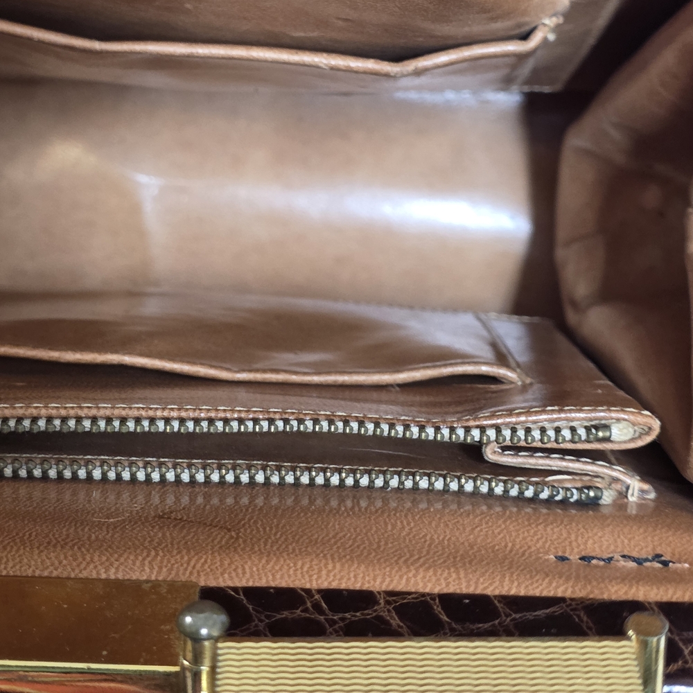 VINTAGE - 1950's Deauville Crocodile Handbag - Picture 5 of 11